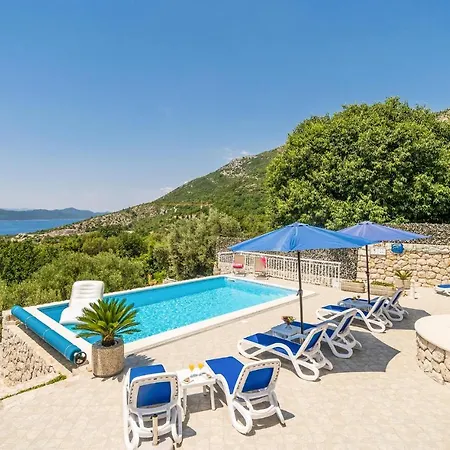 Gorgeous Home In Trsteno 4* Trsteno
